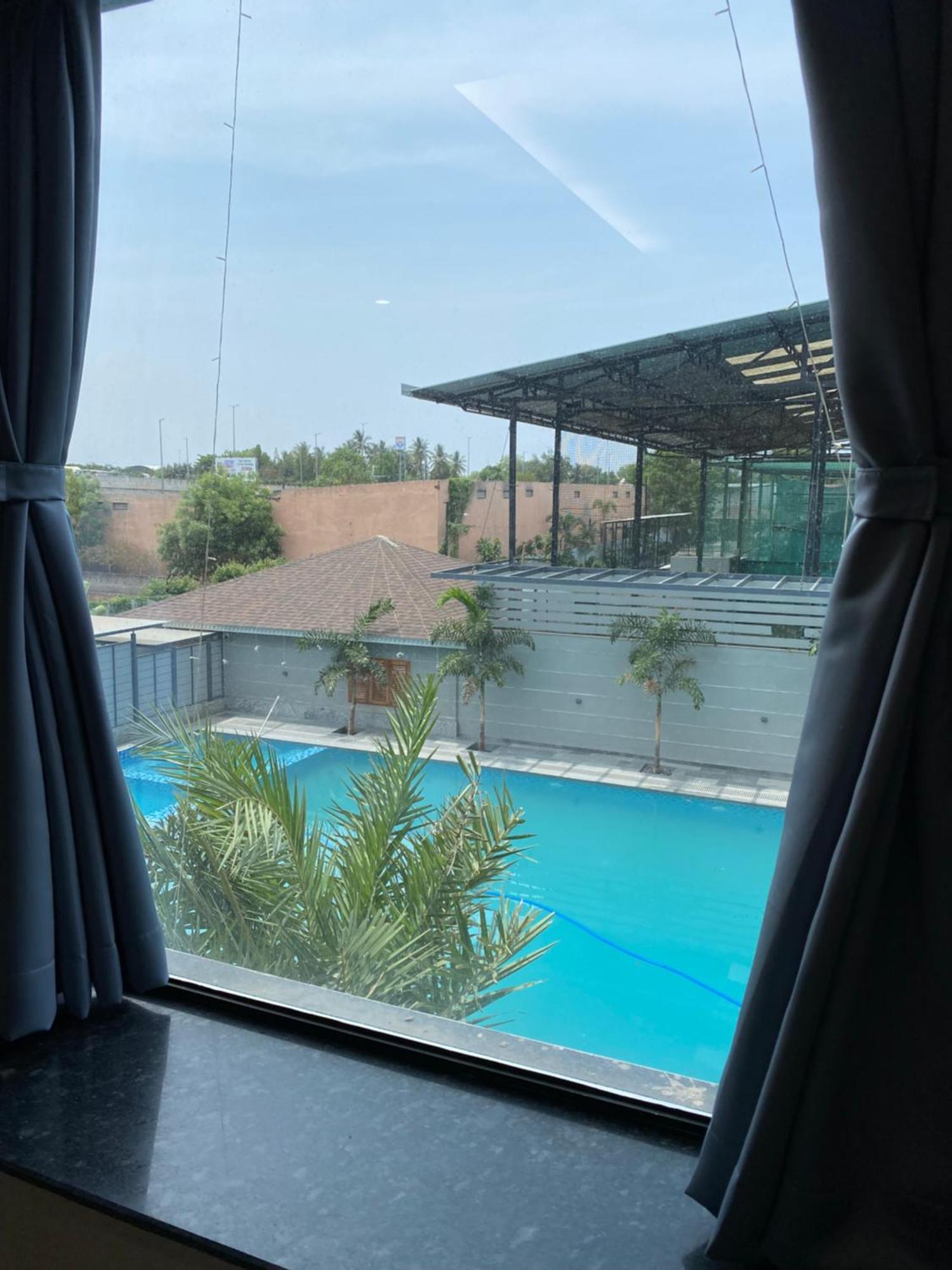 The Pavilion Park Resort Malegaon Esterno foto